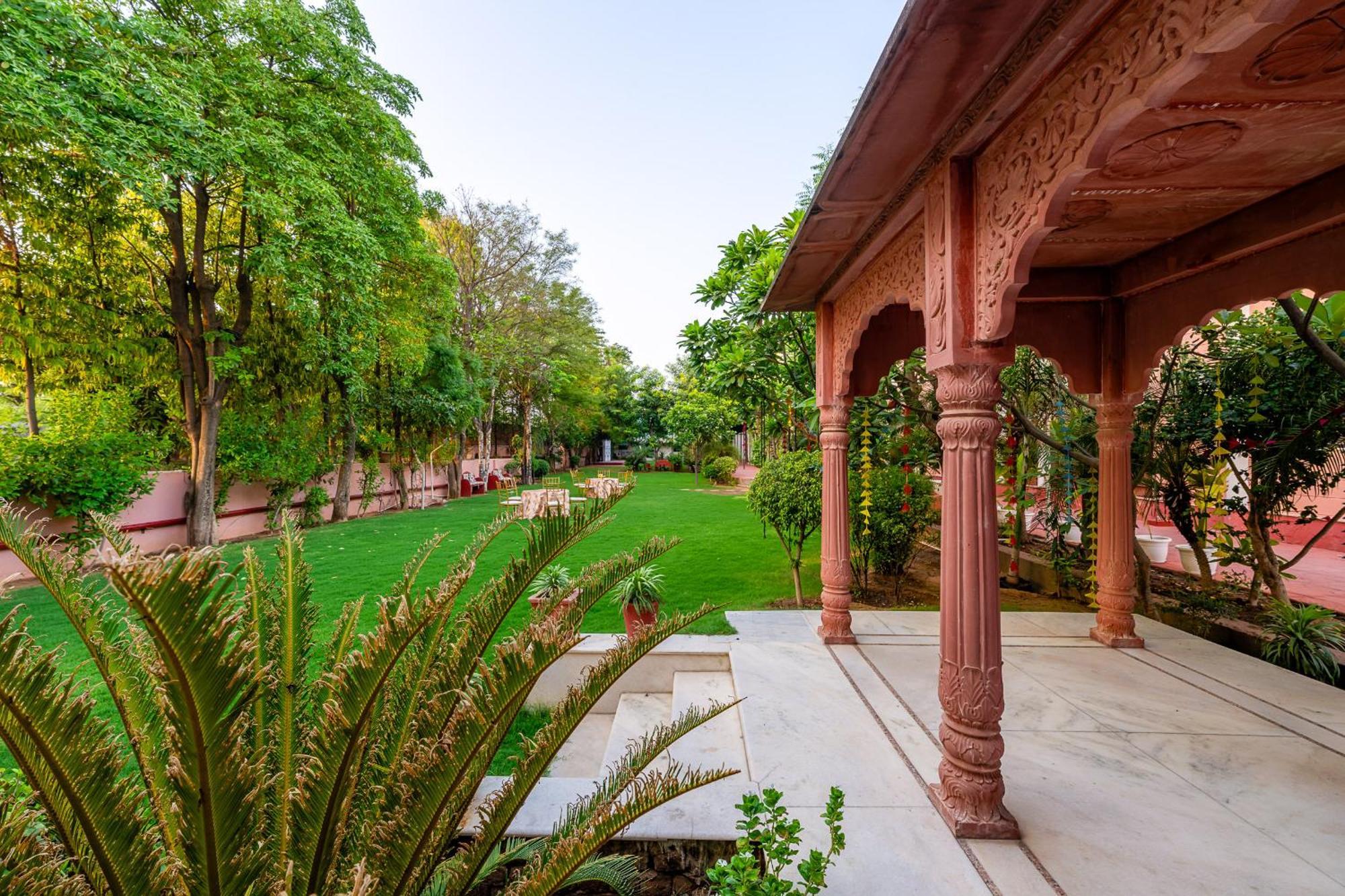 Nine Palms Resort Jaipur Luaran gambar