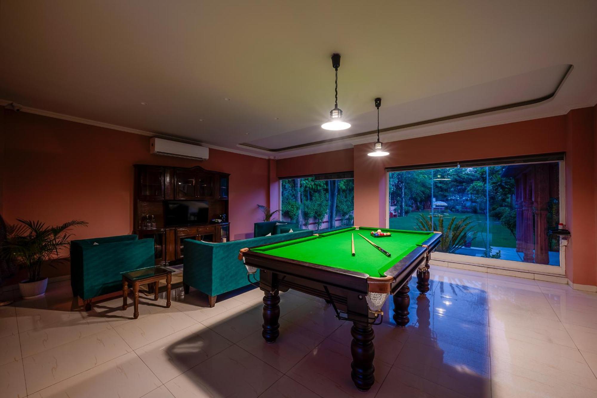 Nine Palms Resort Jaipur Luaran gambar