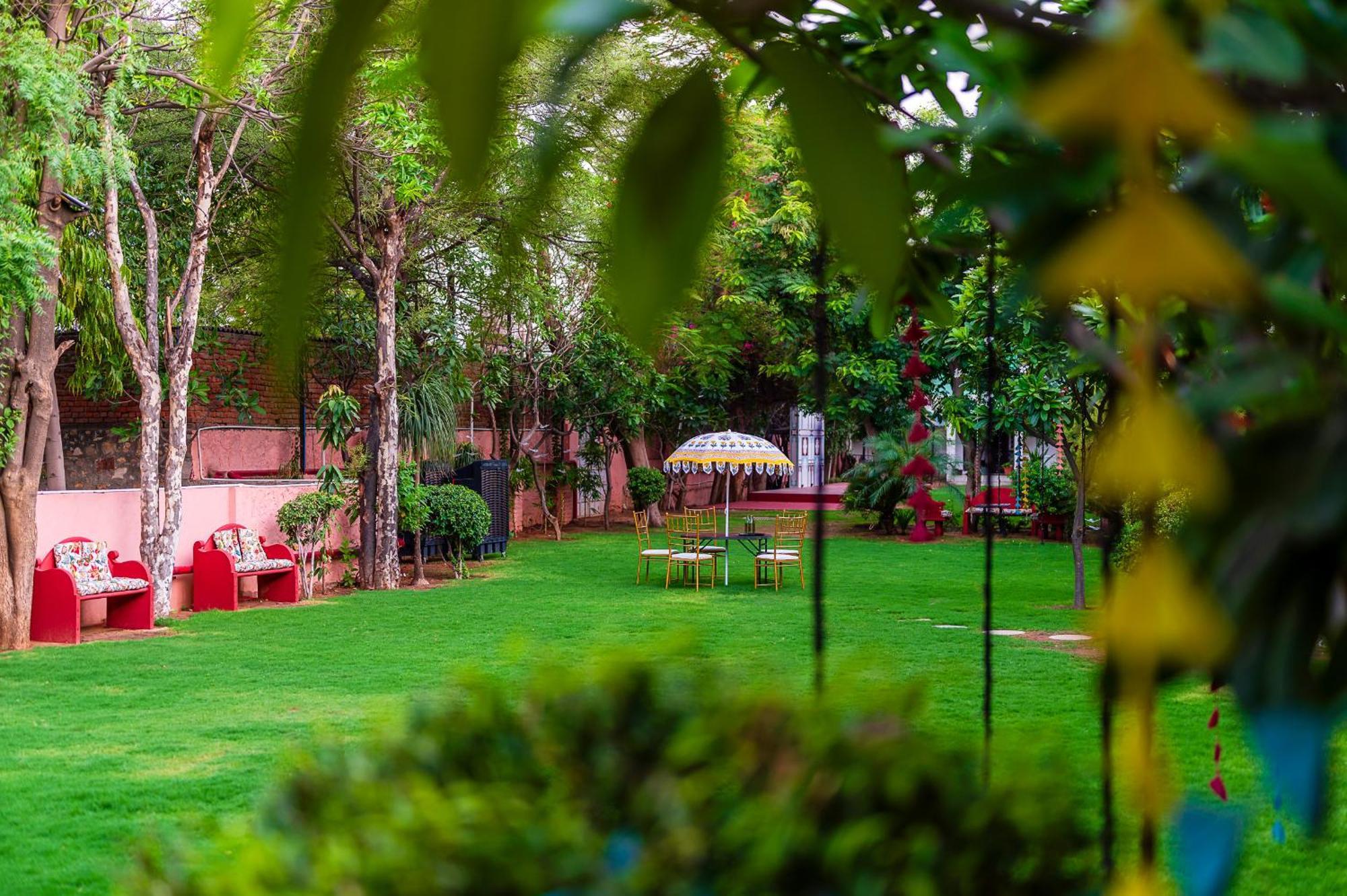Nine Palms Resort Jaipur Luaran gambar